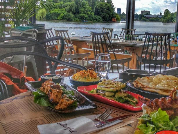 Cafes and restaurants in Bucharest you don’t want to miss