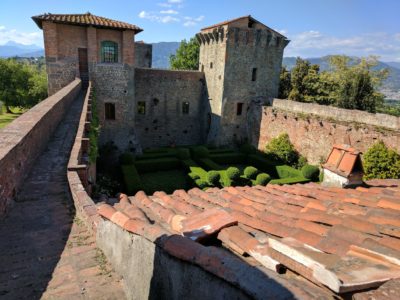 A day trip to Tuscany,  wine Tasting, and a stunning fortress