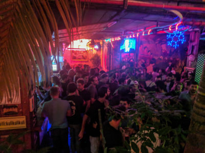 Tel Aviv pub crawl – A fun tour that’ll take you to the best hangouts in Tel Aviv